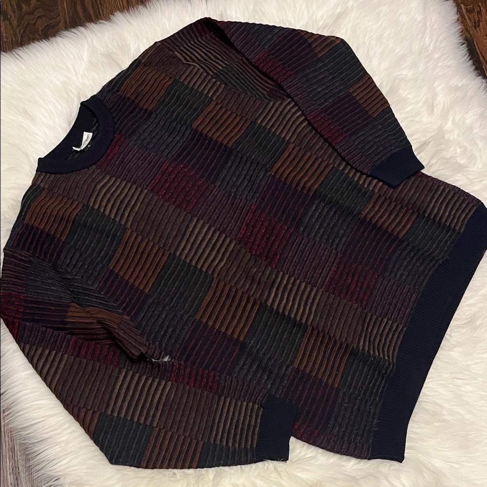 Men's Textured Crewneck Sweater - Bullock & Jones EUC